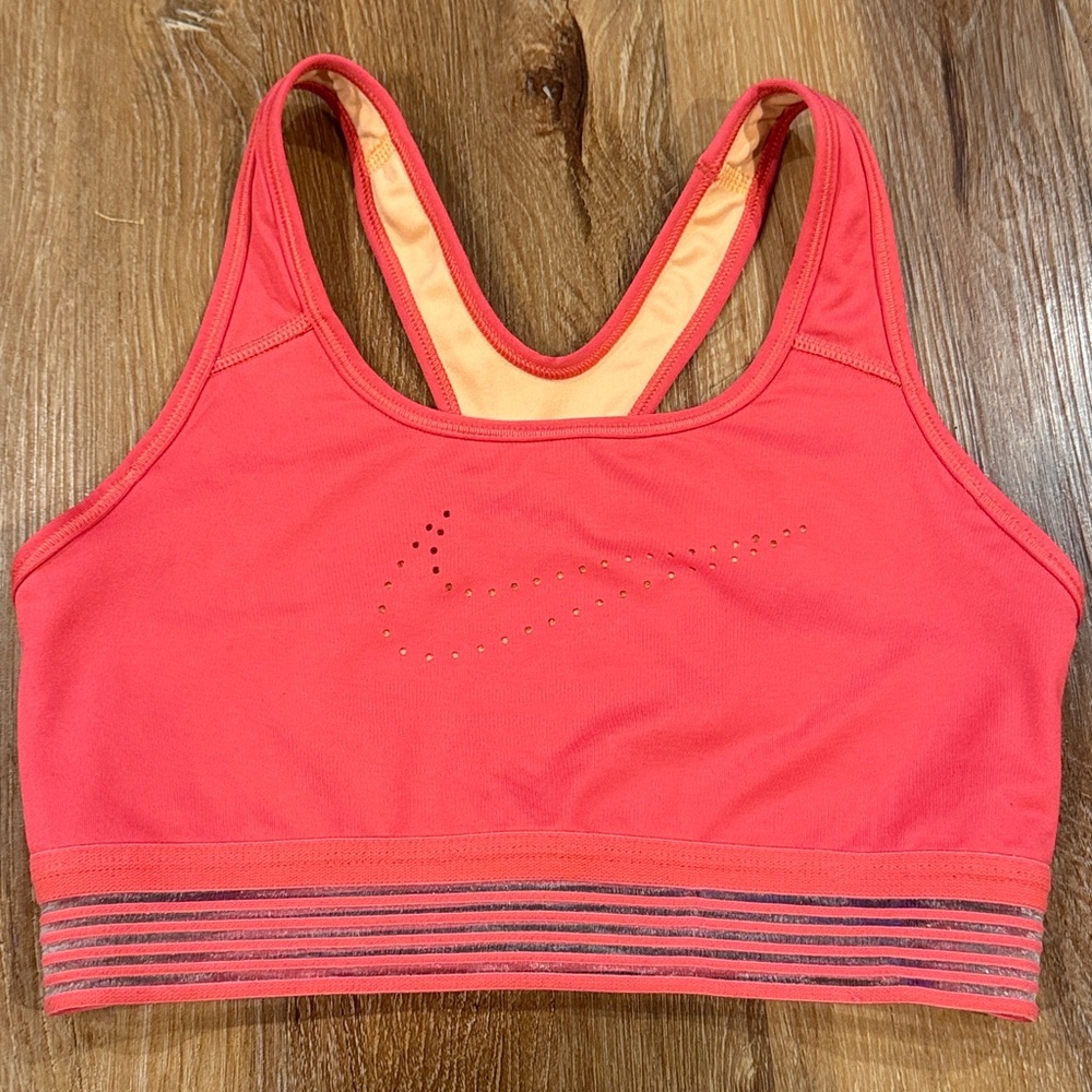 Nike Pro Classic Women’s Sports Bra (Size: Medium)(EUC)